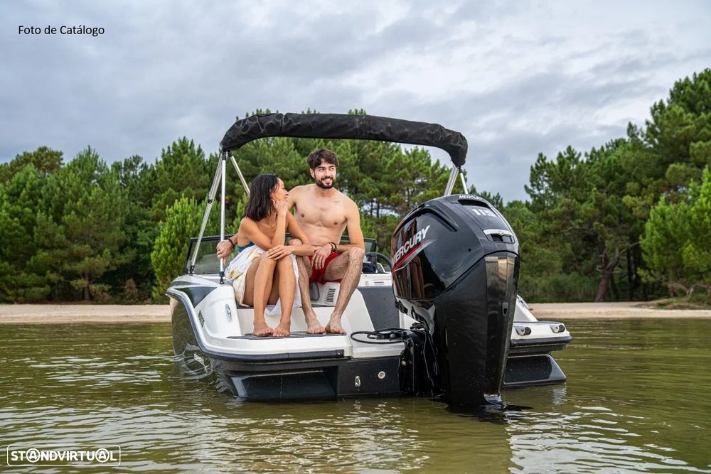 Bayliner Element M17 - 8