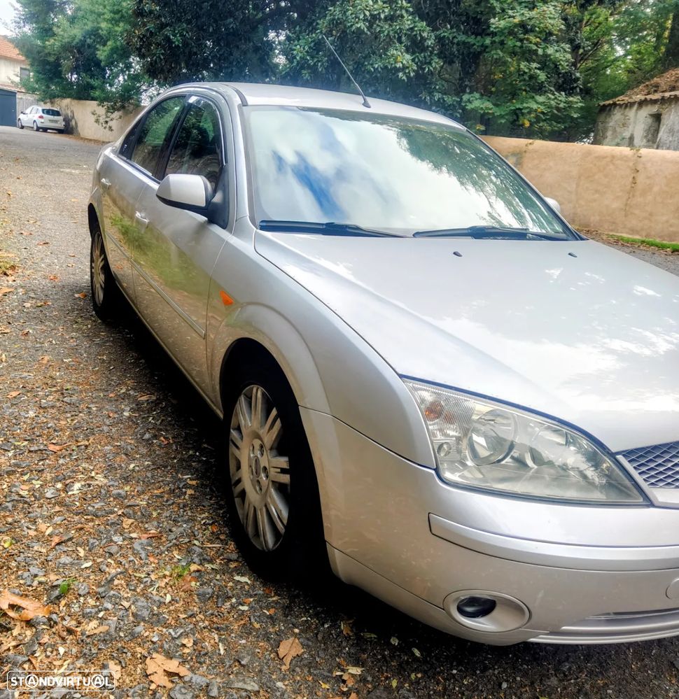 Ford Mondeo 2.0 TDCi Ghia - 2