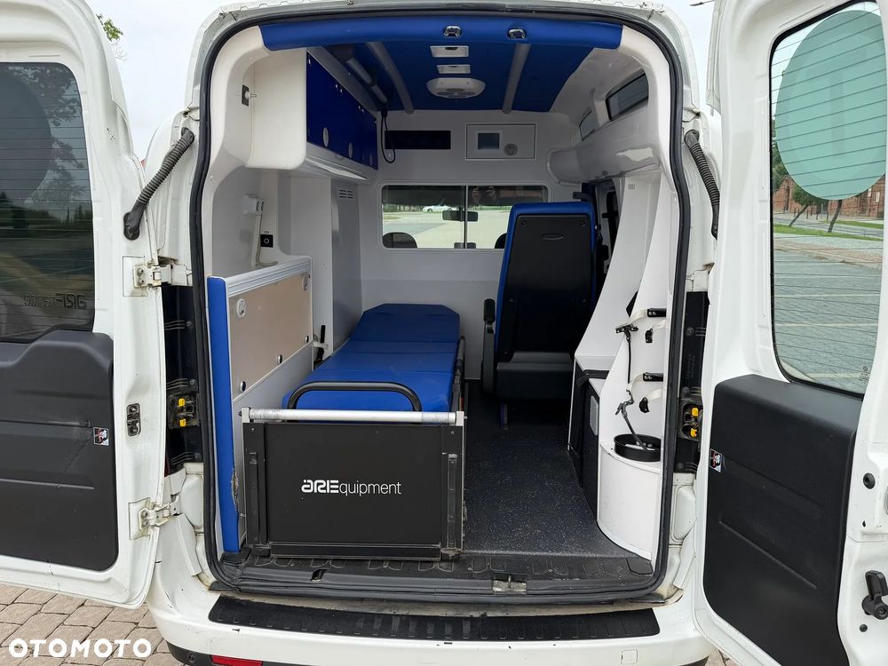 Fiat Doblo Karetka Ambulans Ambulance Sanitarny EN1789 - 10