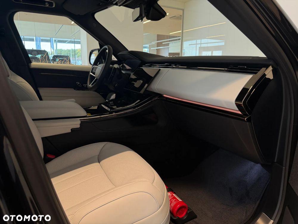Land Rover Range Rover Sport - 8