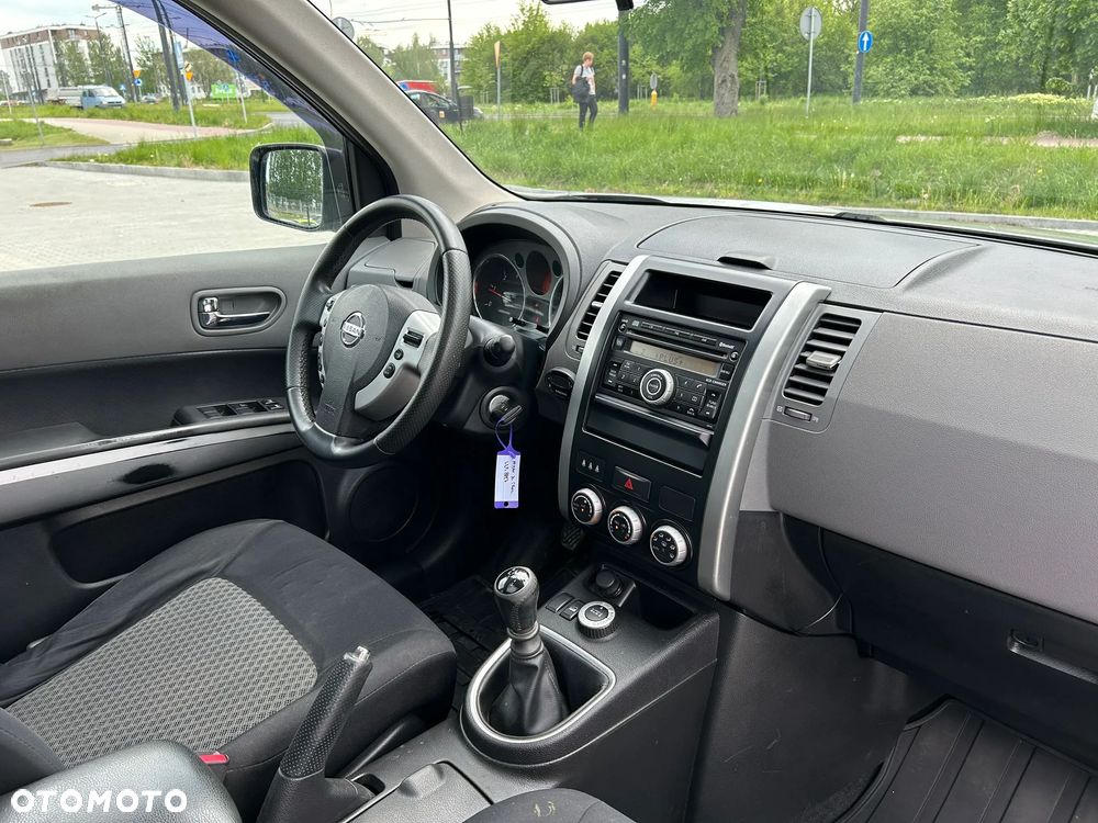 Nissan X-Trail 2.0 dCi LE - 13