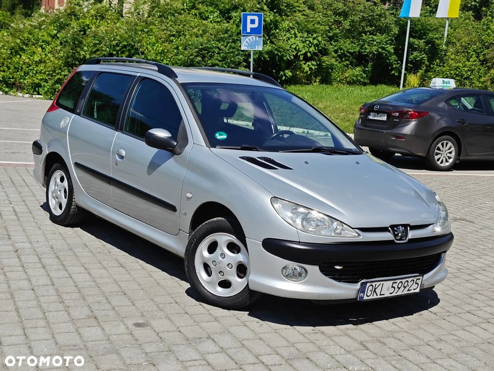 Peugeot 206 75 Grand Filou - 1