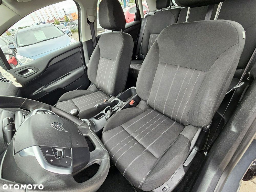 Citroën C4 VTi 95 Attraction - 12