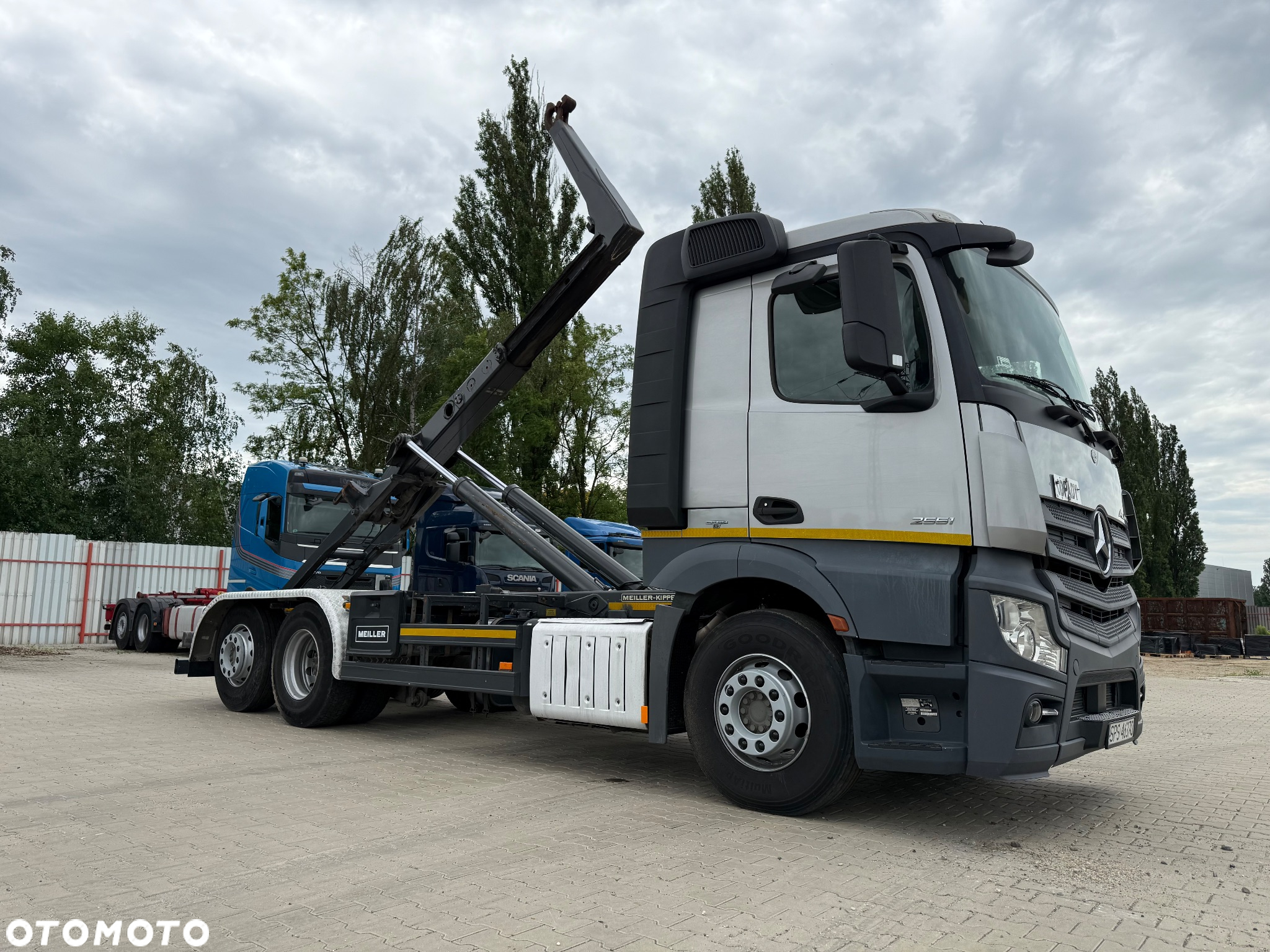 Mercedes-Benz Actros 2551 - 6