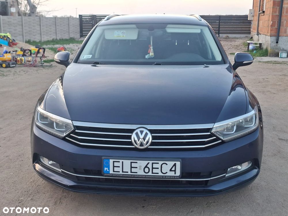 Volkswagen Passat 2.0 TDI SCR Highline - 2