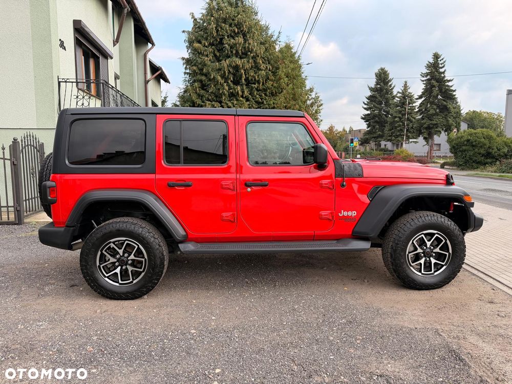 Jeep Wrangler - 1