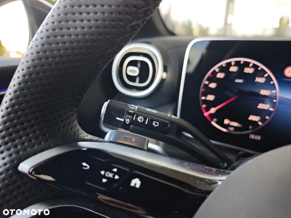 Mercedes-Benz GLC 200 mHEV 4-Matic AMG Line - 24