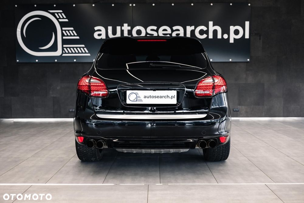 Porsche Cayenne Turbo - 5