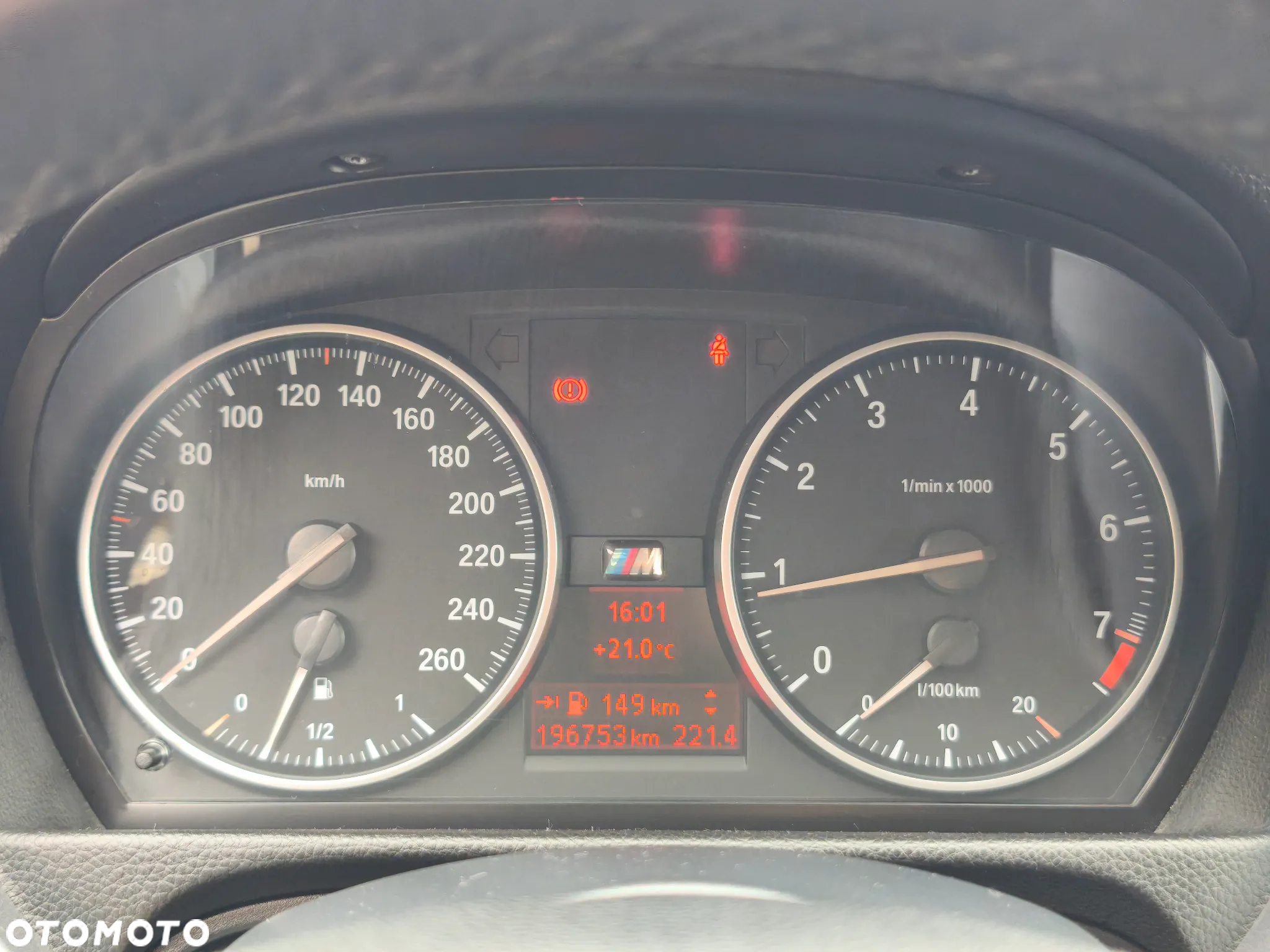 BMW Seria 3 320i - 21
