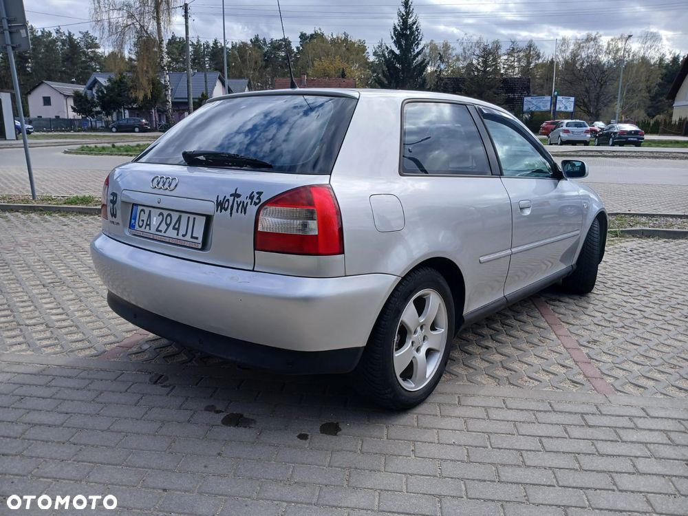 Audi A3 3-drzwiowe 1.6 S Line Sportpaket plus - 11