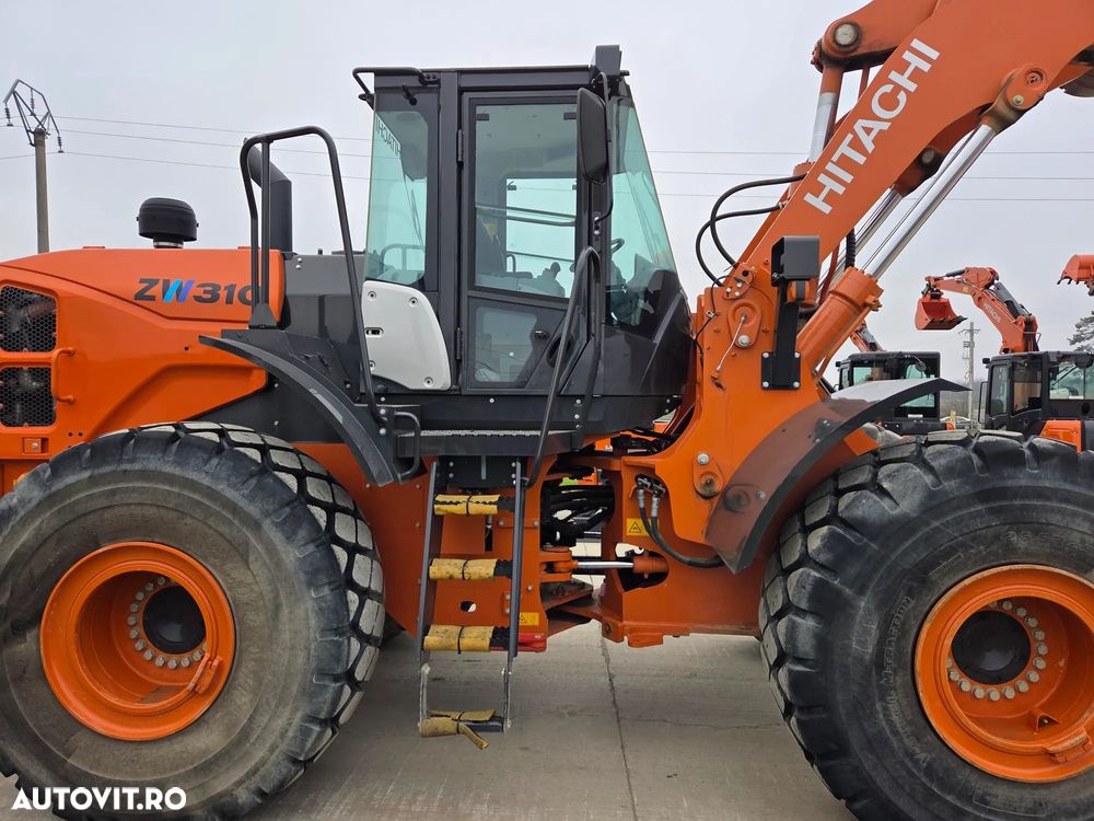 Hitachi EX DEMO, 2024, 454 ore, cupa 5mc, Masa operationala 28t, Anv BRIDGESTONE 95% ok, FARA AD BLUE, Inaltimea incarcare 4,4m, prousa in JAPONIA, posibilietate leasing 5 ani cu rata 16.500 lei lunar, PROMOTIE 177.900 EUR+Tva - 35