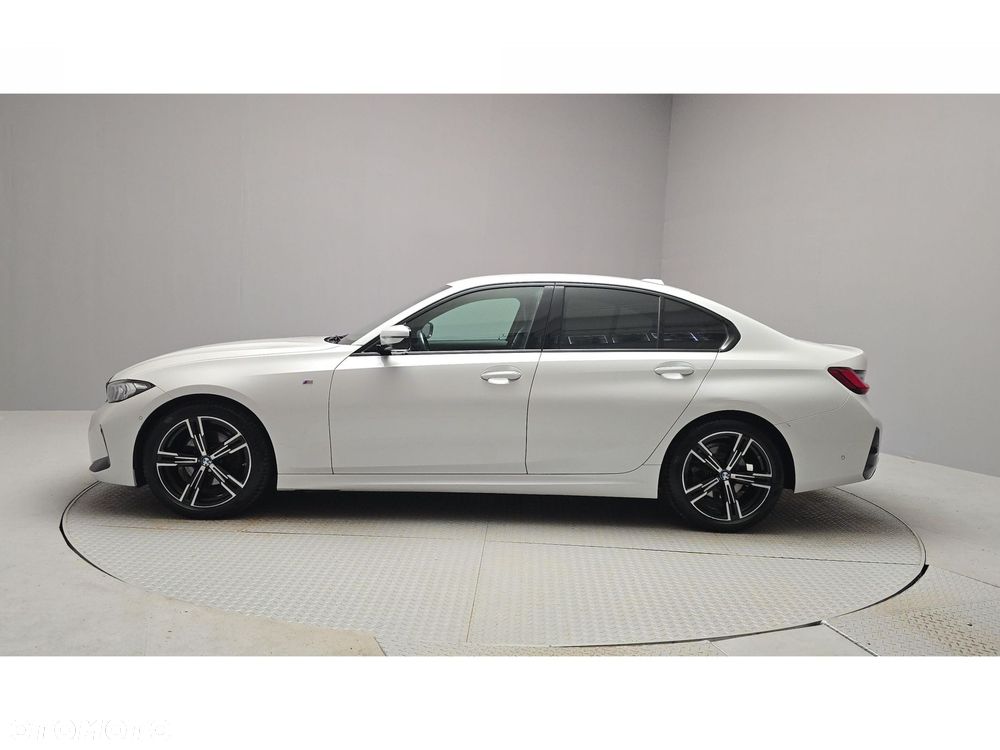 BMW Seria 3 320d xDrive mHEV M Sport - 7