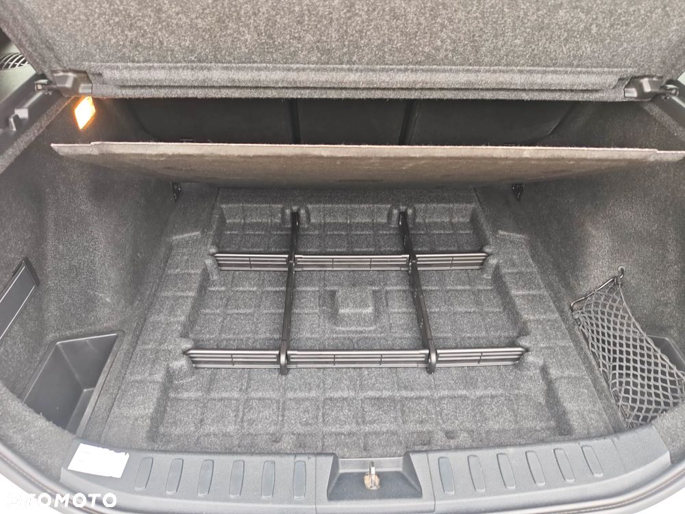 BMW X1 xDrive18d xLine - 22