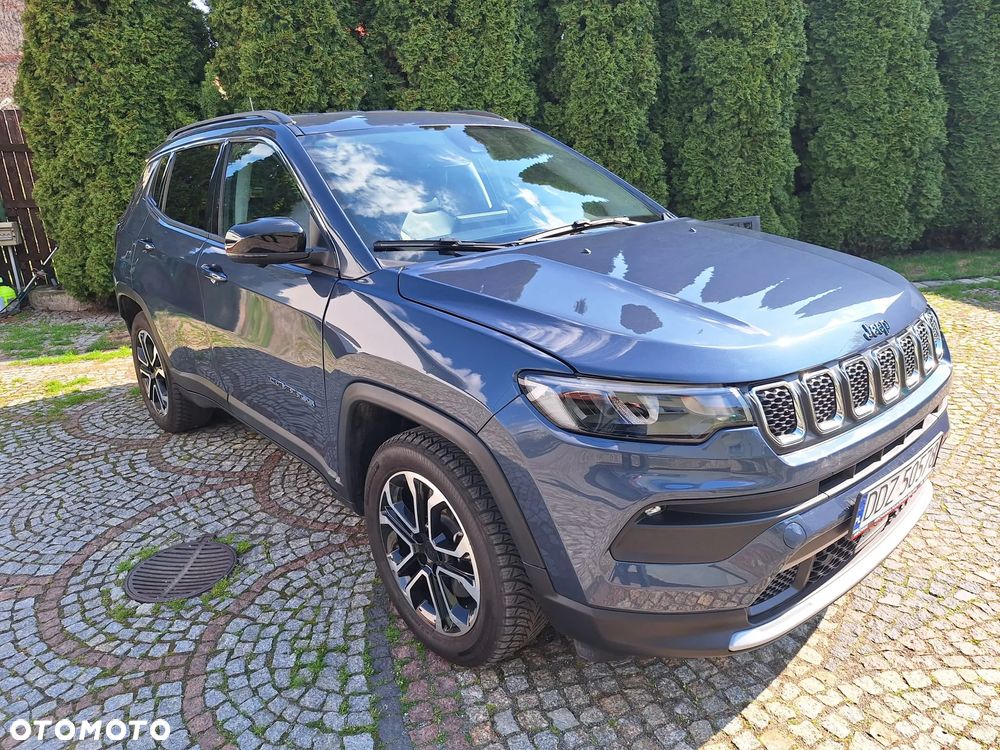 Jeep Compass - 1