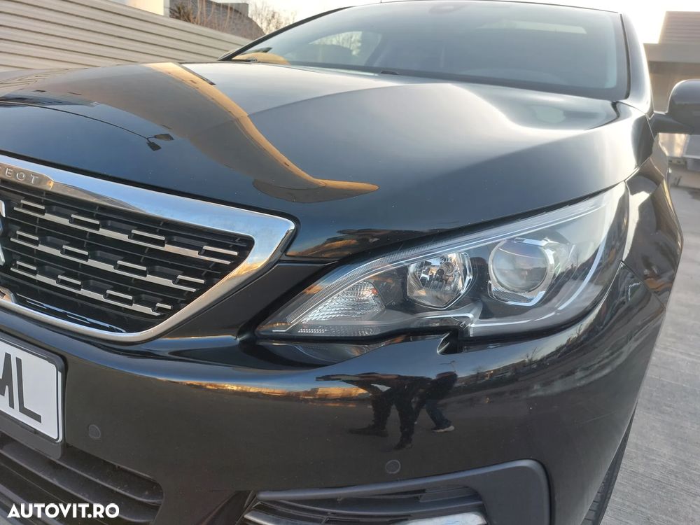 Peugeot 308 BlueHDi 130 Stop & Start Allure Business-Paket - 22