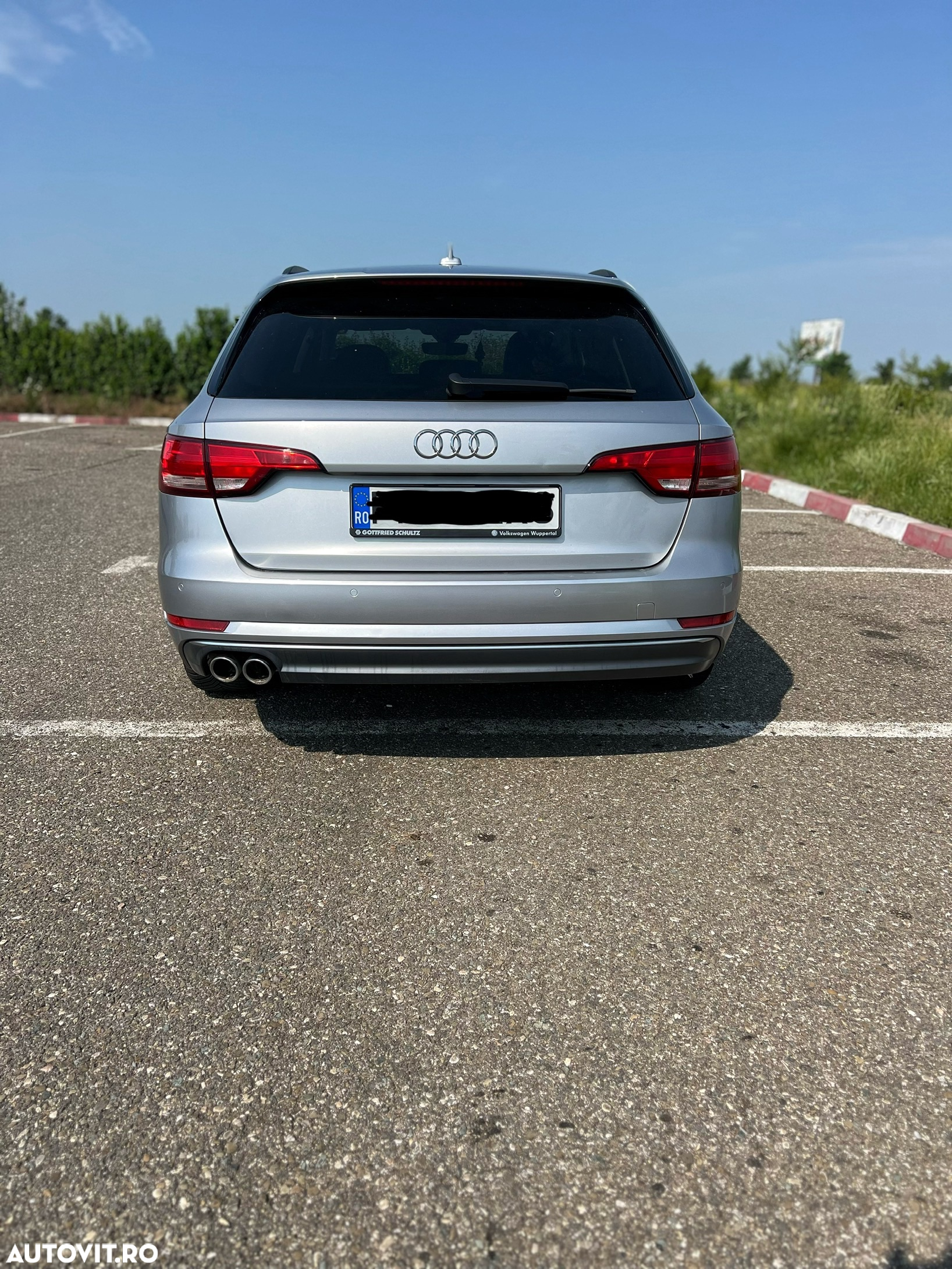 Audi A4 Avant 2.0 TDI S tronic - 2