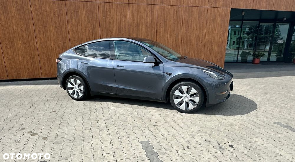 Tesla Y Model Long Range Dual Motor AWD - 5