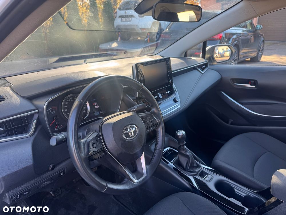 Toyota Corolla 1.5 Comfort - 10