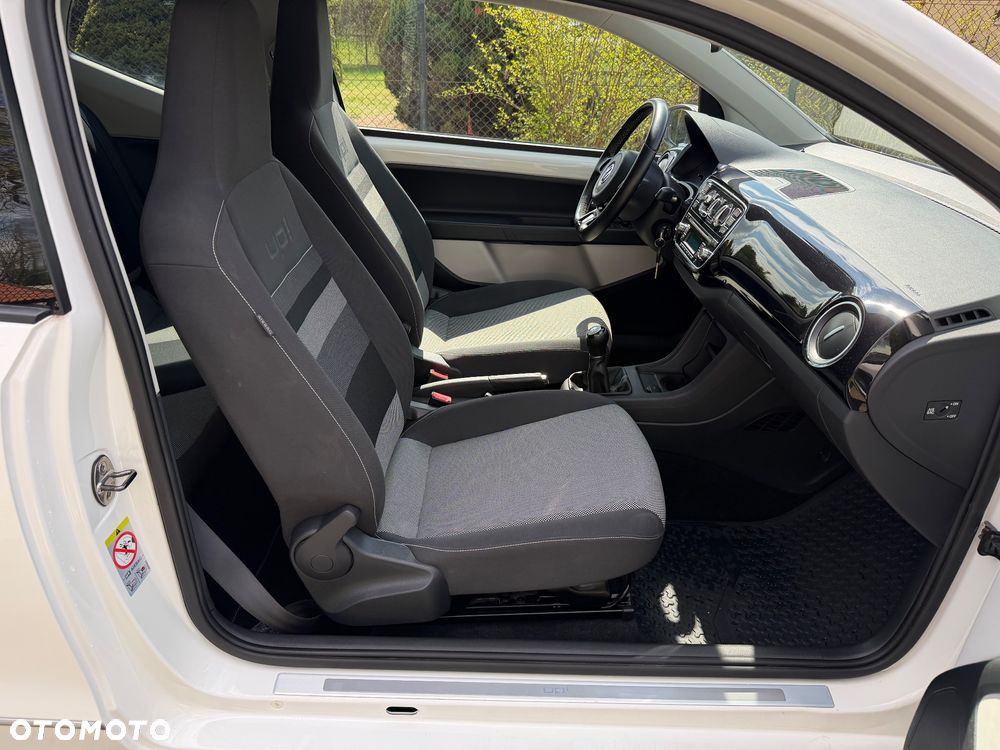 Volkswagen up! cheer - 32