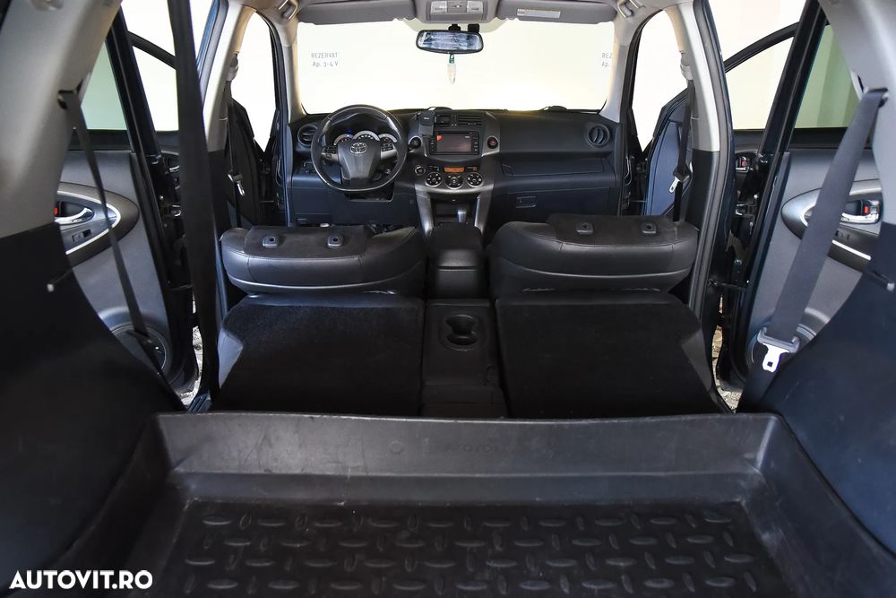 Toyota RAV4 - 14