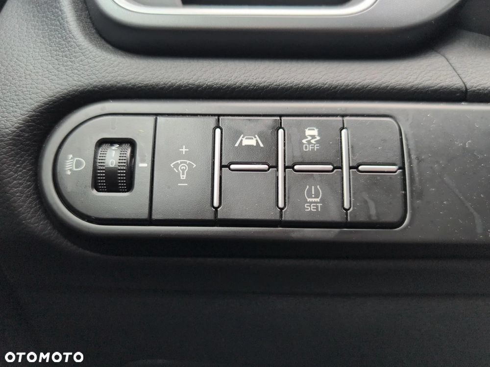 Kia Ceed 1.5 T-GDI M - 27