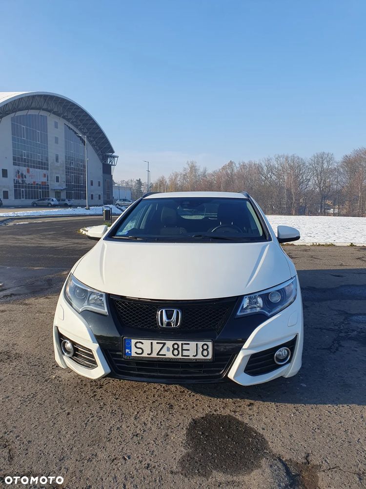 Honda Civic 1.8 Style Edition (Honda Connect+) - 6
