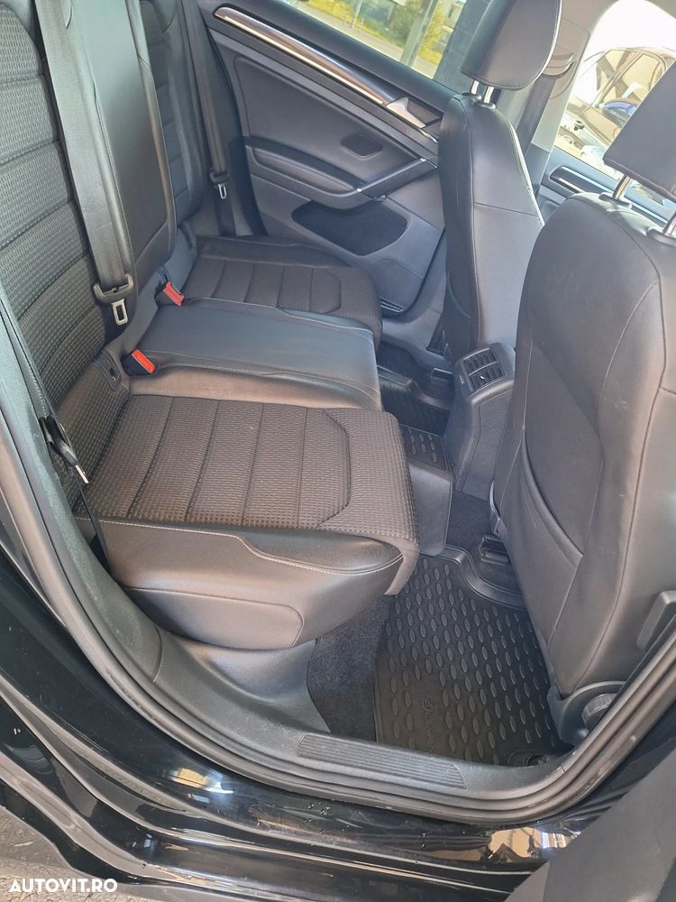 Volkswagen Golf 1.6 TDI DPF BMT Highline - 11