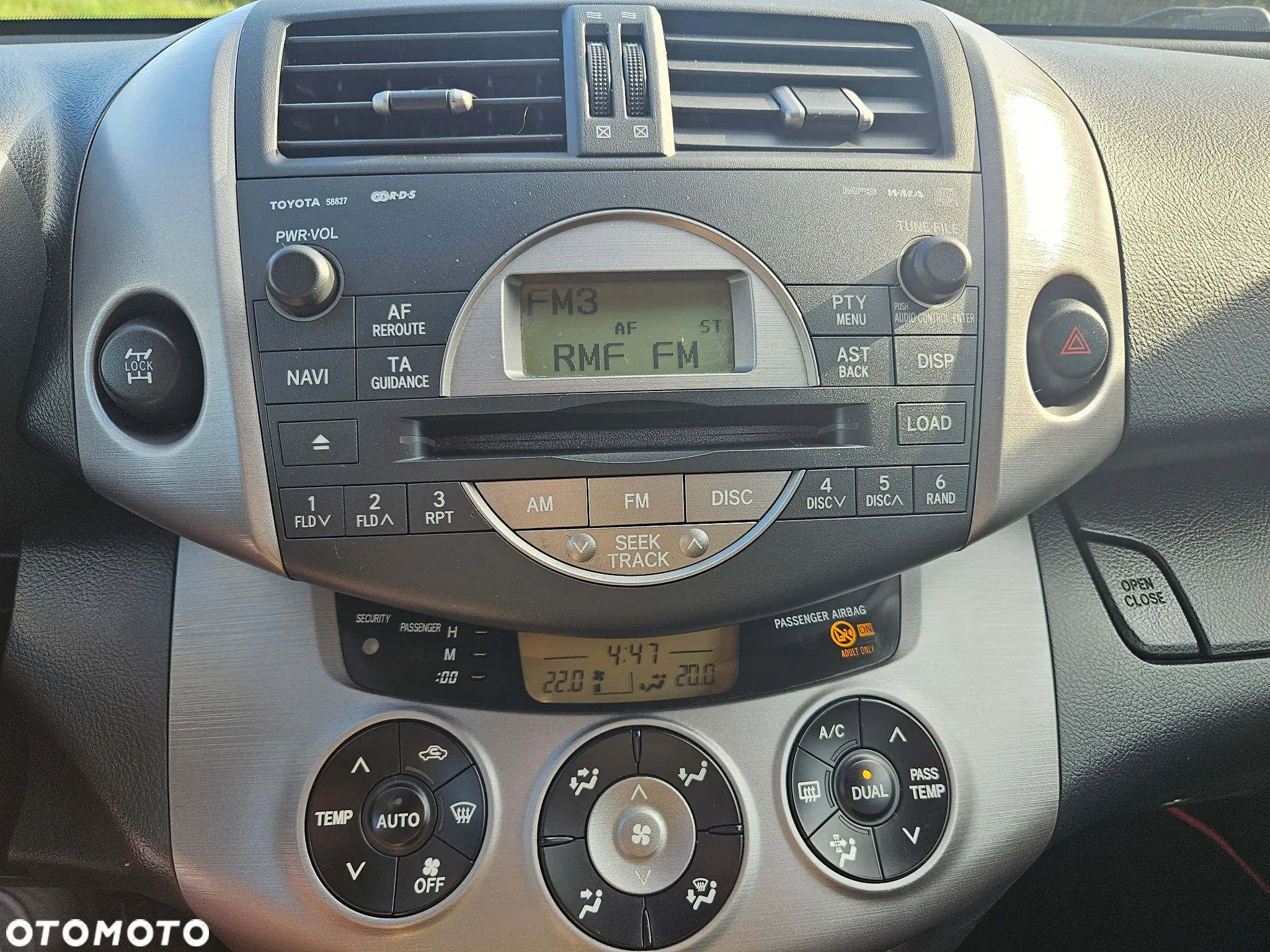 Toyota RAV4 2.0 4x4 Sol - 26