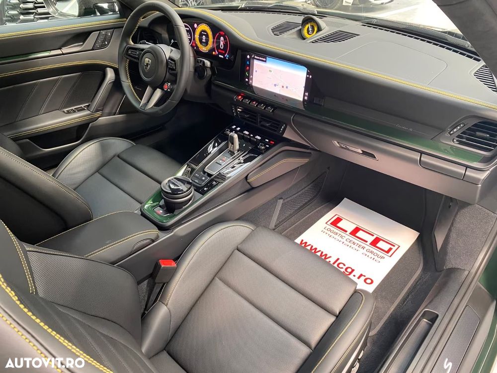 Porsche 911-TURBO-S - 16