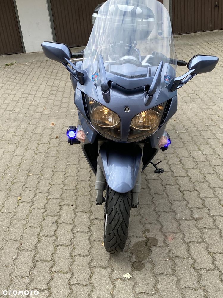 Yamaha FJR - 3