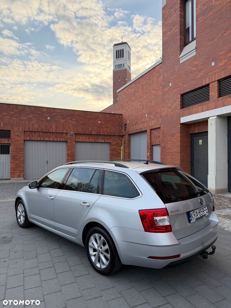 Skoda Octavia 1.5 TSI ACT Style DSG - 23