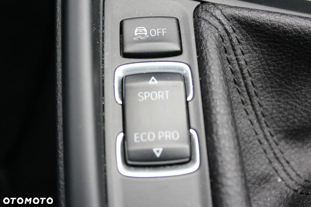 BMW Seria 3 318d Blue Performance - 21