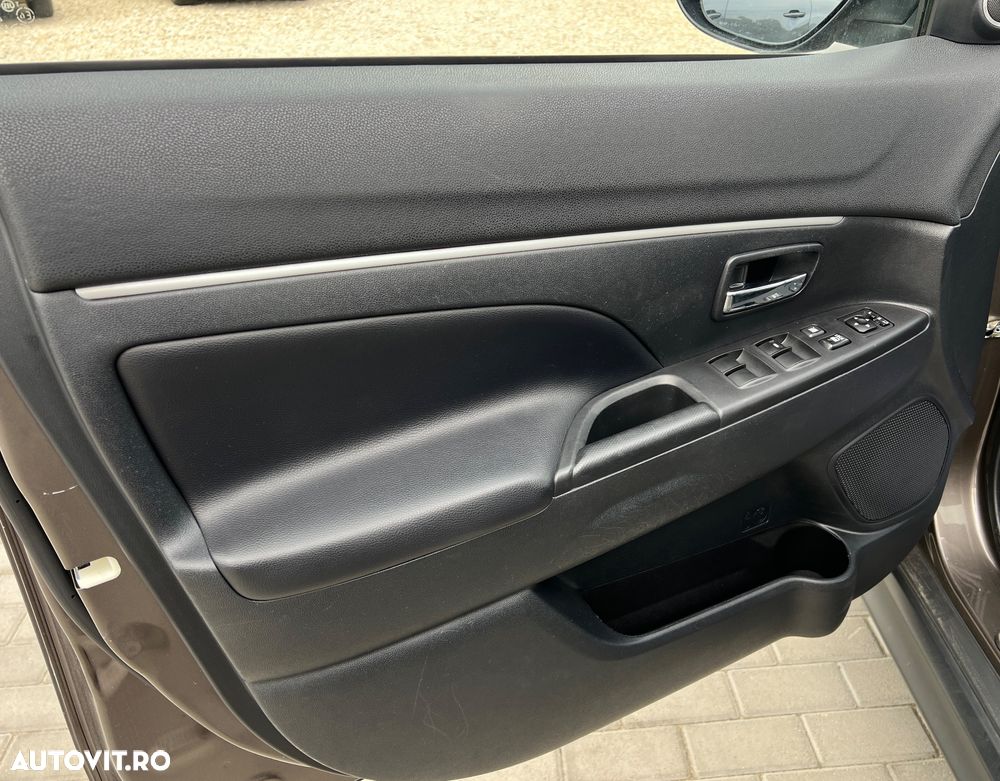 Mitsubishi ASX 1.8 DI-D 4WD Instyle - 22