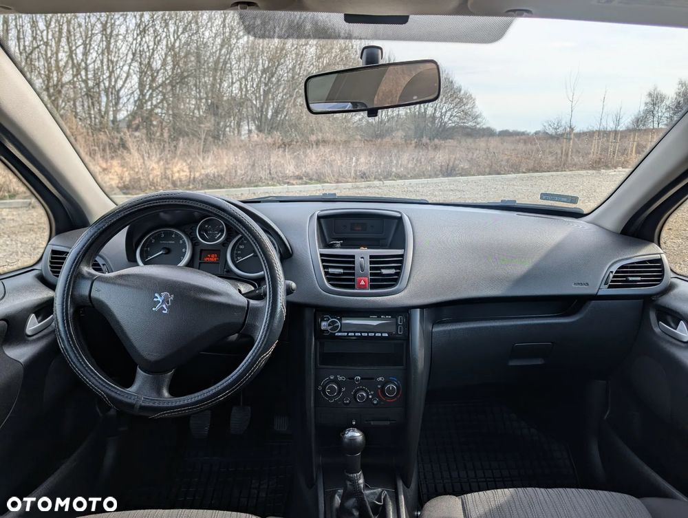 Peugeot 207 1.4 Presence - 7