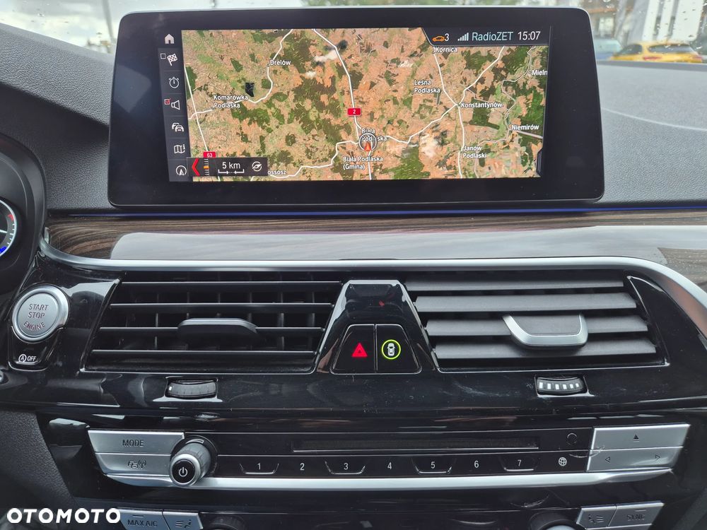 BMW Seria 5 518d Luxury Line sport - 22