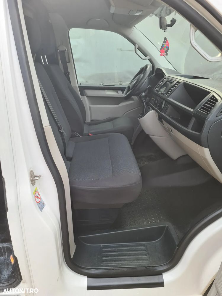 Volkswagen Transporter - 15