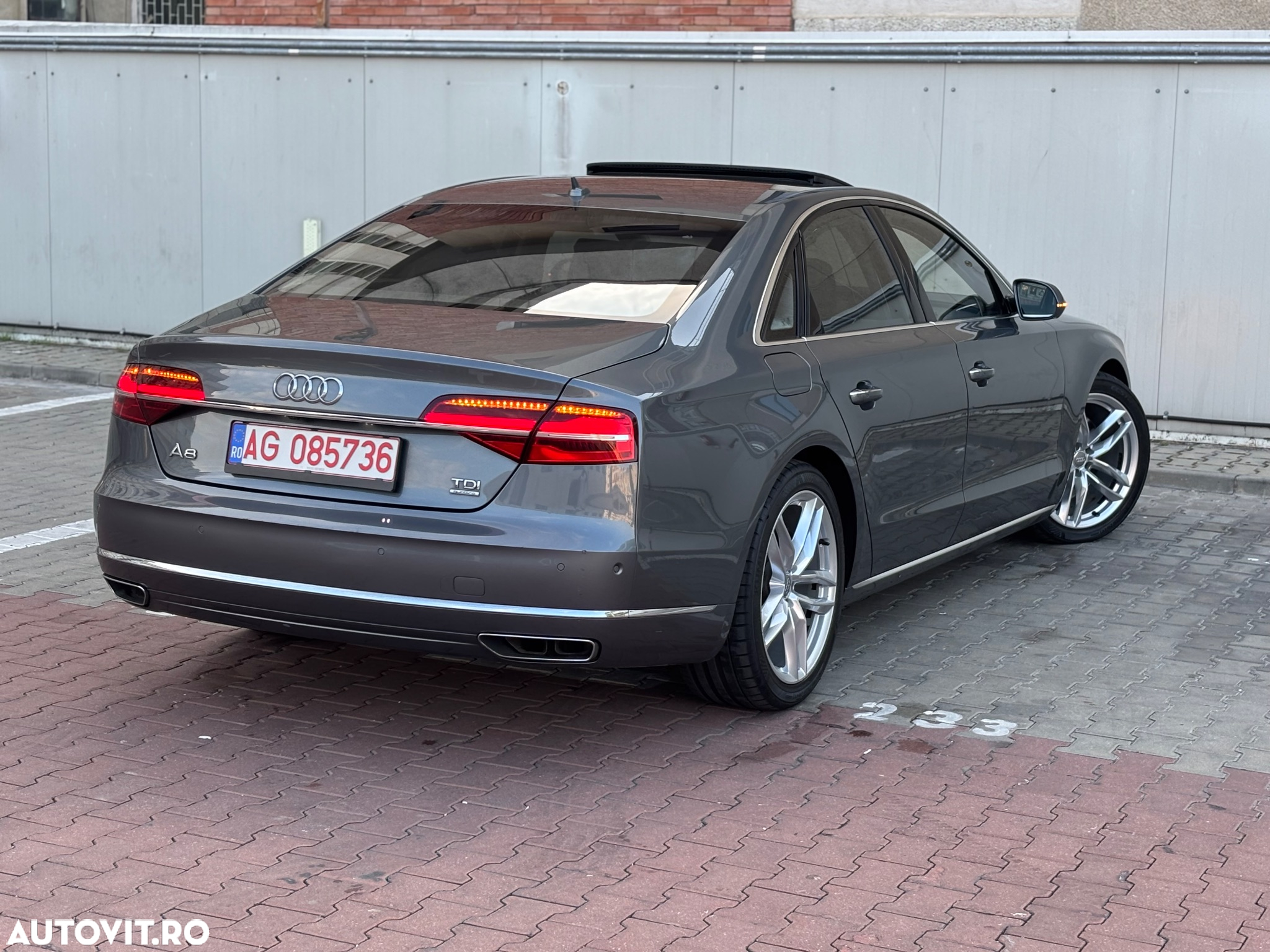 Audi A8 3.0 TDI DPF clean diesel quattro tiptronic - 4