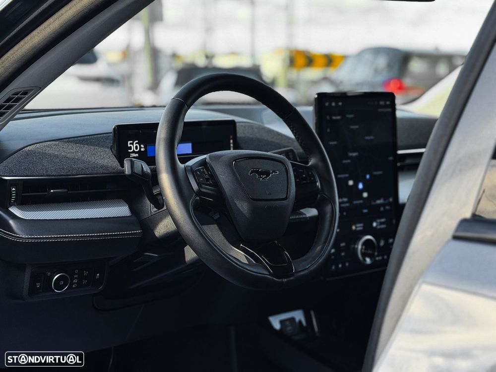 Ford Mustang Mach-E 75.7 kWh Base - 7