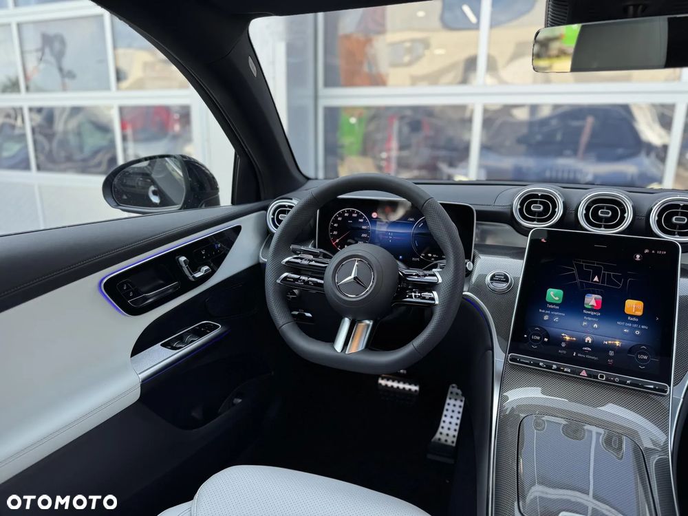 Mercedes-Benz GLC Coupe 300 de PHEV 4-Matic AMG Line - 14