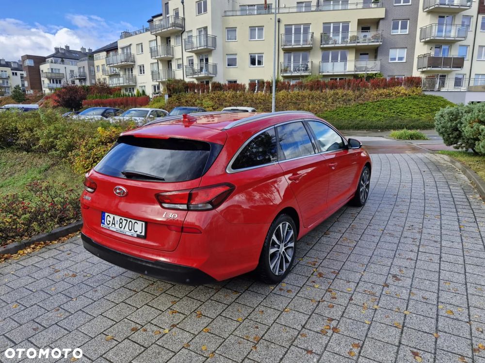 Hyundai i30 1.4 T-GDI Style DCT - 4