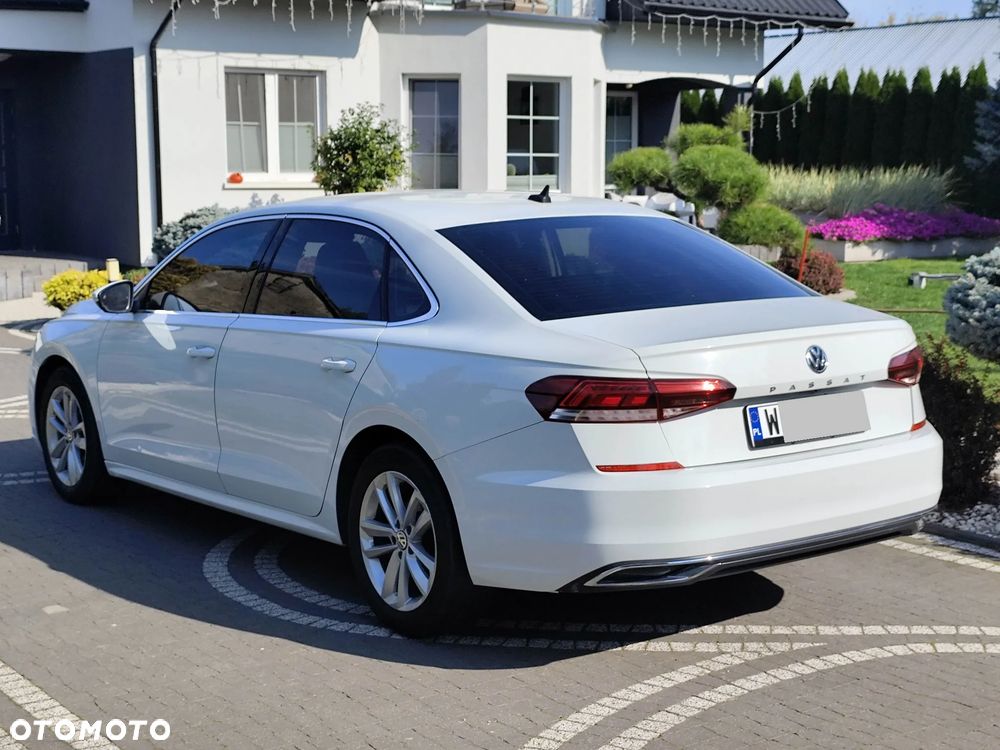 Volkswagen Passat 2021 photo 2