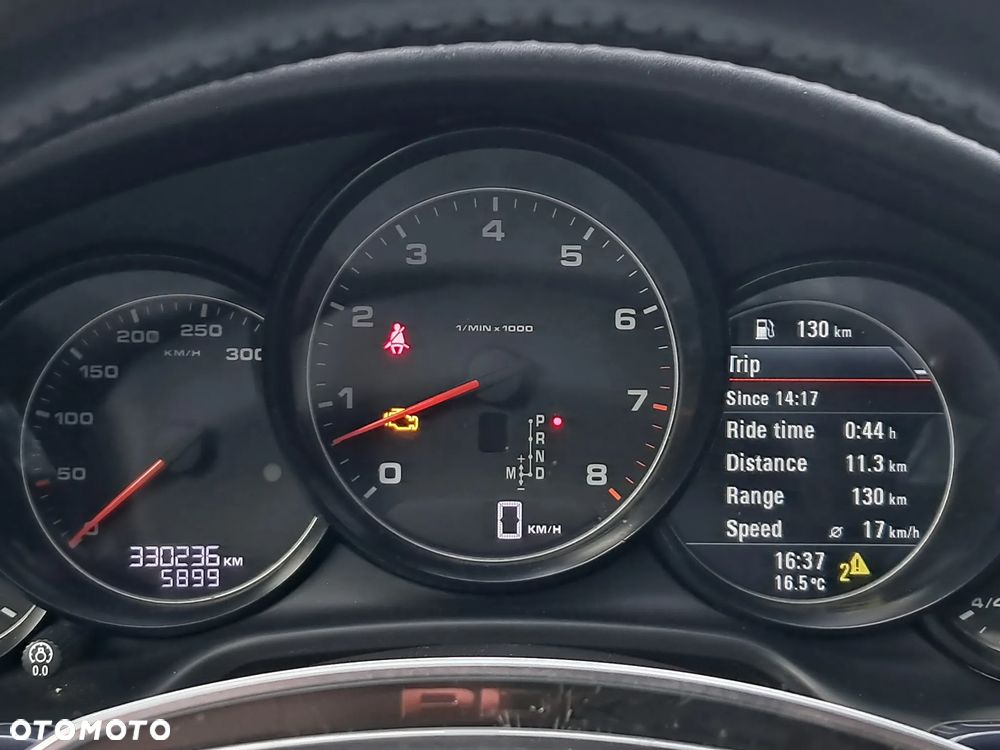 Porsche Panamera 4 PDK - 30