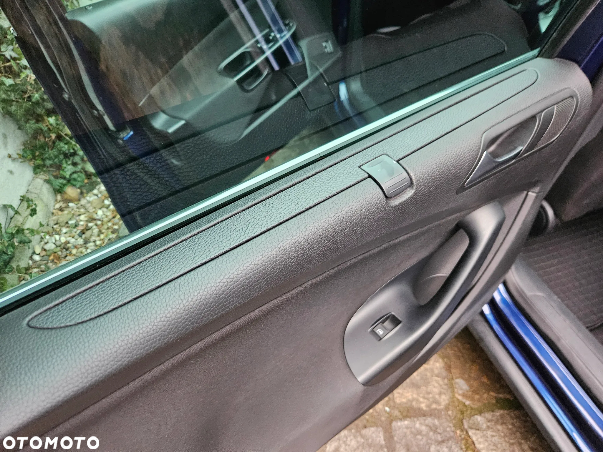 Volkswagen Passat Variant 2.0 TDI DPF Sportline - 20