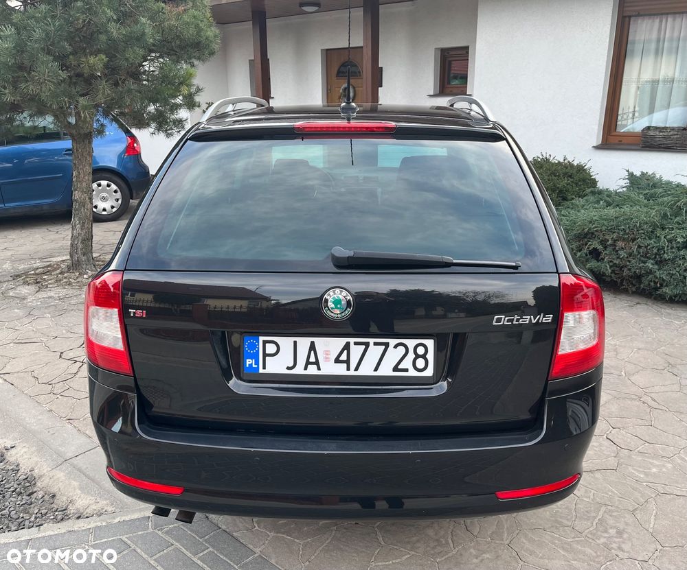 Skoda Octavia 1.8 TSI DSG Elegance - 4