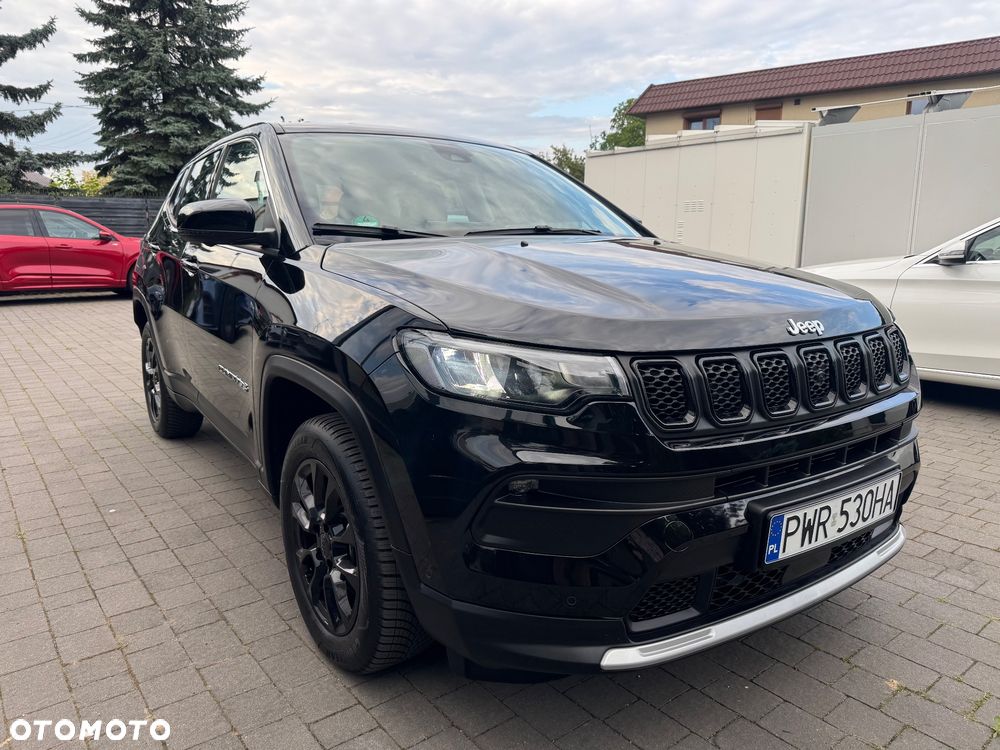 Jeep Compass 1.5 GSE T4 48V e-Hybrid Automatik Night Eagle - 4