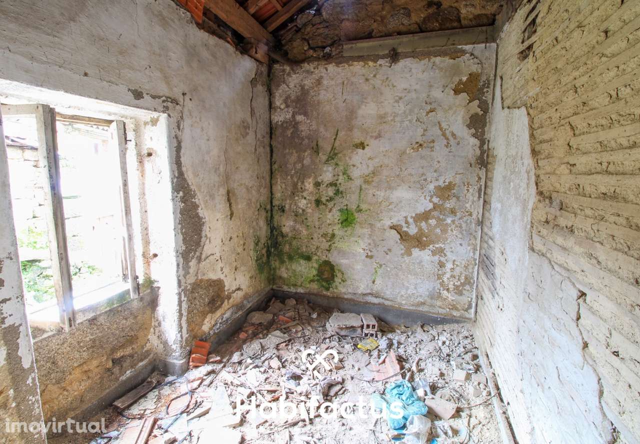 Moradia T2 para reconstuir em Tondela - Grande imagem: 5/10