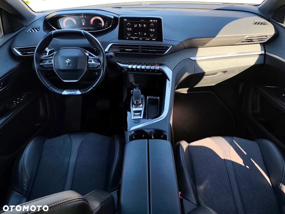 Peugeot 5008 BlueHDi 130 EAT8 GT - 20