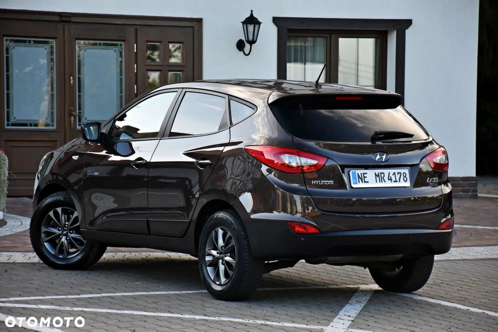 Hyundai ix35 1.6 2WD blue Trend - 16