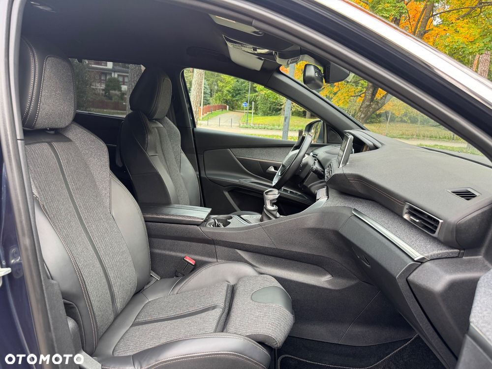 Peugeot 5008 2.0 HDi Premium + - 27