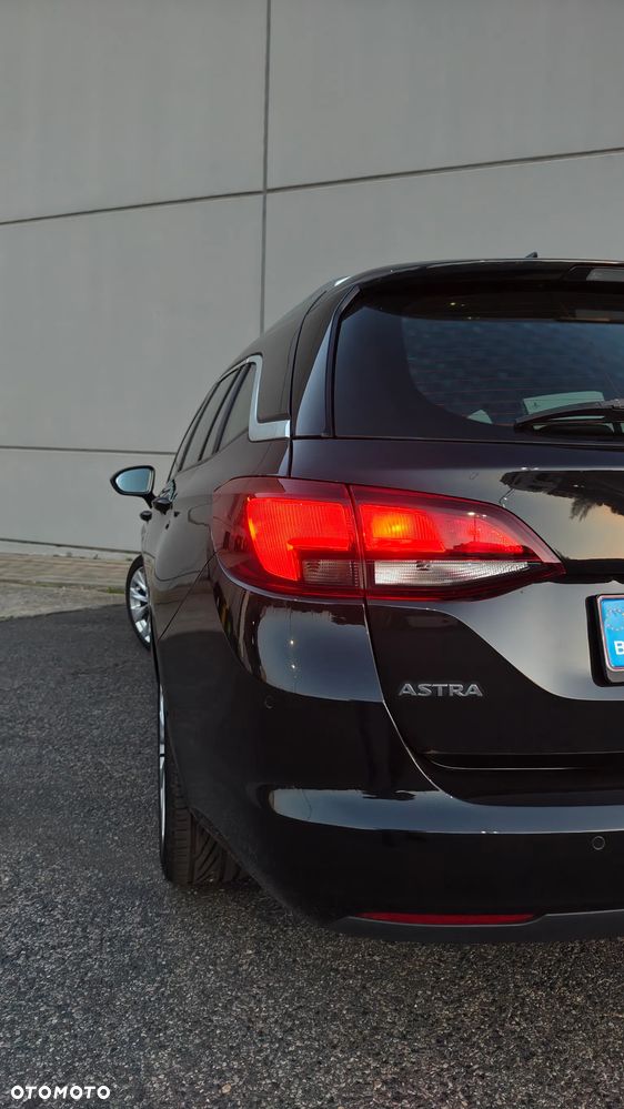 Opel Astra 1.4 Turbo Exklusiv - 17